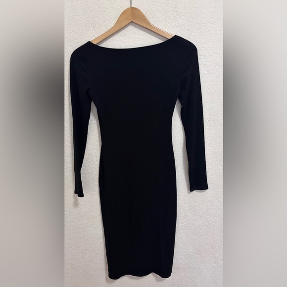 Reformation ribbed long sleeve midi dress - Picture 3 of 5